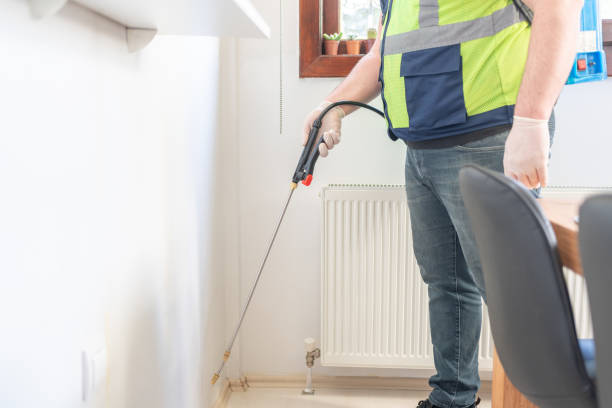 Best Cockroach Control Services  in Redmond, WA